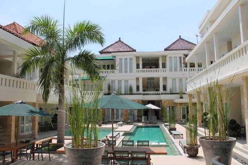 Bali Court Hotel & Apartment Legian Dış mekan fotoğraf