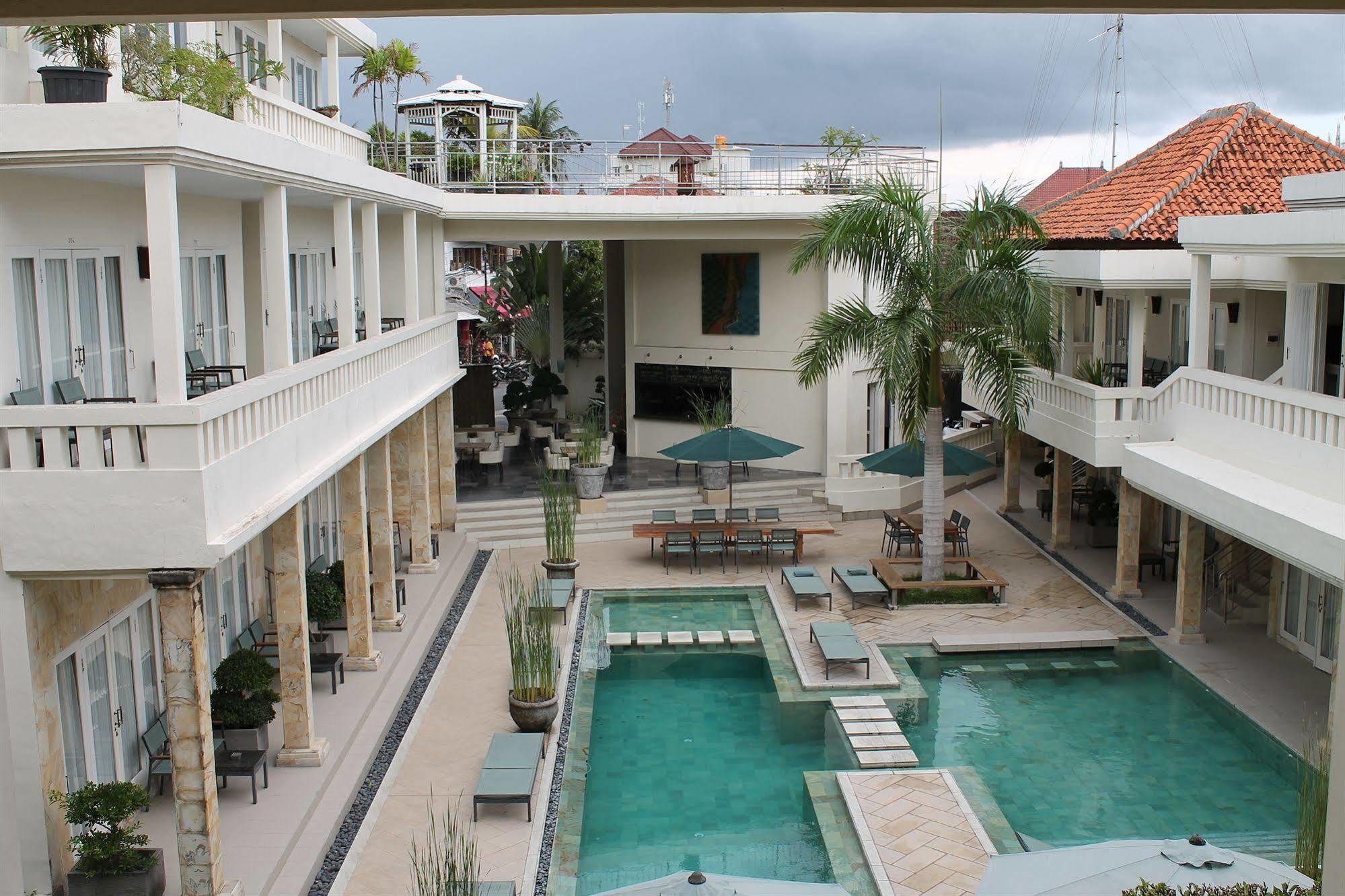 Bali Court Hotel & Apartment Legian Dış mekan fotoğraf
